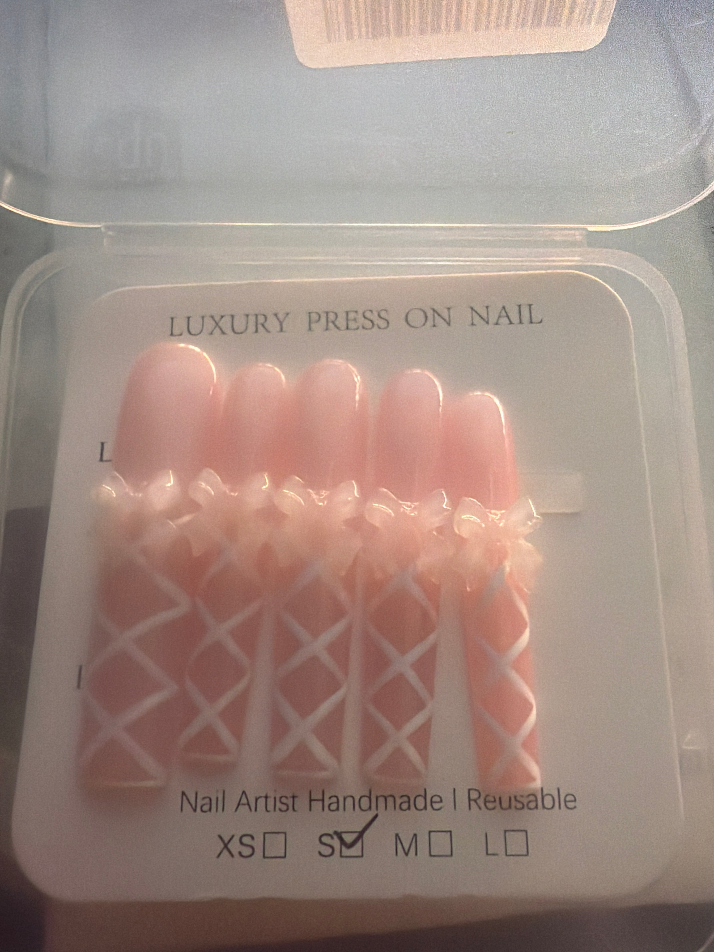 A034 pink