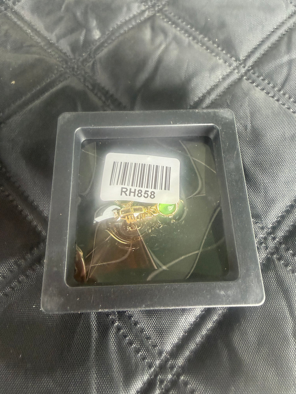 RH858